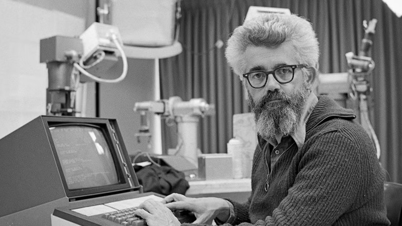 John McCarthy acuñó el término “inteligencia artificial” en 1956&nbsp;