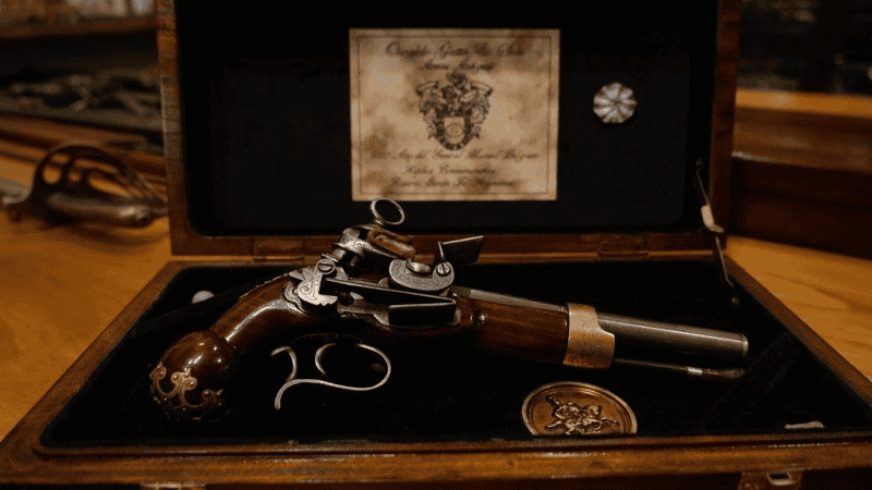 La pistola del general Belgrano, primera réplica de un arma de fuego de un prócer argentino (Alan Monzón).