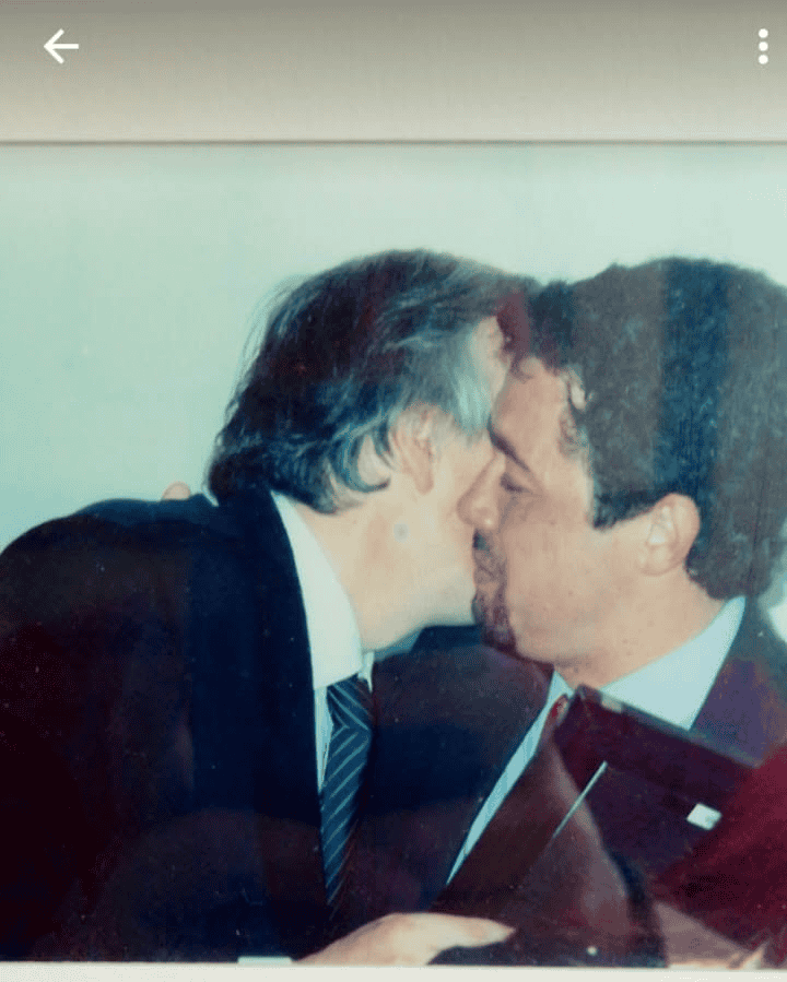 Otros tiempos. Carlozzi con el fallecido ex presidente Néstor Kirchner.&nbsp;