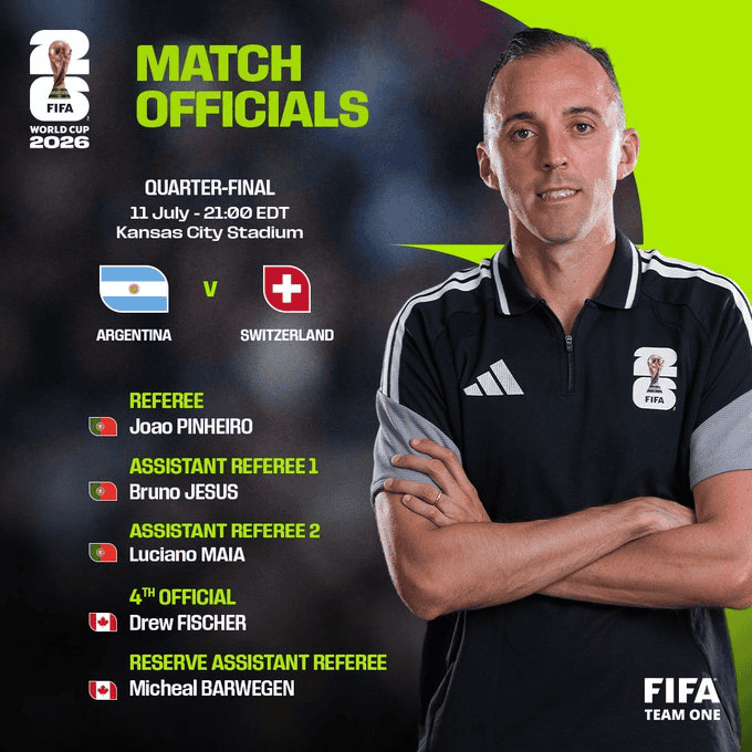 &nbsp;Los árbitros del partido entre Argentina y Suiza.