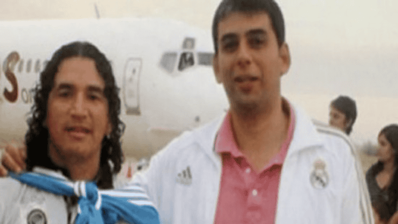 &nbsp;Mariano Ruiz junto al Pájaro Cantero. (InfoJus)