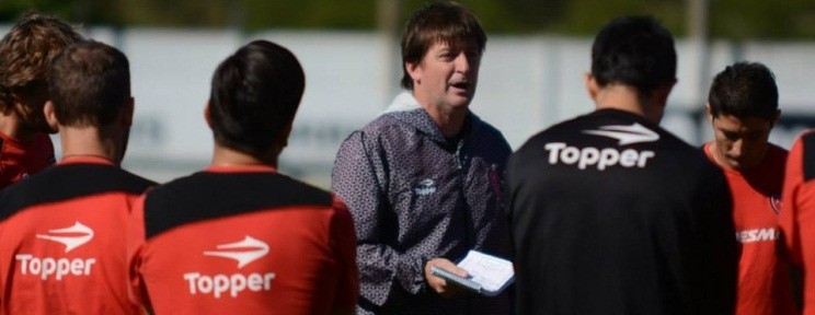 Berti arenga al grupo antes del viaje