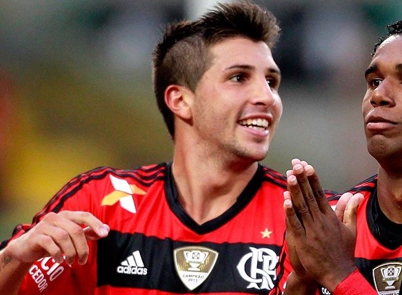 Mugni juega en Flamengo